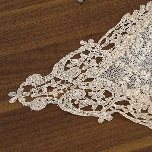 Vista 4 de ARTABLE Camino de mesa rectangular bordado de macramé de encaje con exquisito estilo vintage desgastado chic para mesas largas de cena de boda