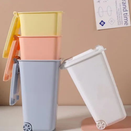 Vista 3 de GANAZONO Mini basurero de escritorio con tapa, organizador pequeño para bolígrafos, almacenamiento compacto de mesa, 6.29 x 3.93 x 2.55 pulgadas