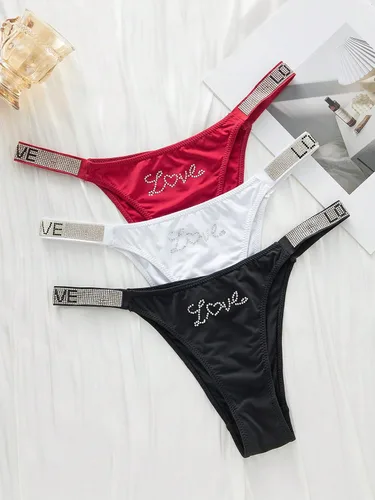 Vista 3 de GORGLITTER Bragas de tanga de 3 piezas para mujer, con estampado de letras y diamantes de imitación, ropa interior de tiro bajo