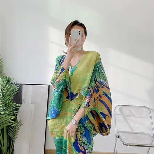 Vista 2 de ZYTECO Vestido plisado con estampado floral para mujer, cuello en V, manga corta, estilo dolman, casual, fluido, para invitadas de boda