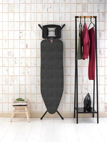 Vista 3 de Brabantia Tabla de planchar cómoda con soporte para plancha de vapor sólido Mediano (talla B) Funda negra de mezclilla de comercio justo Denim