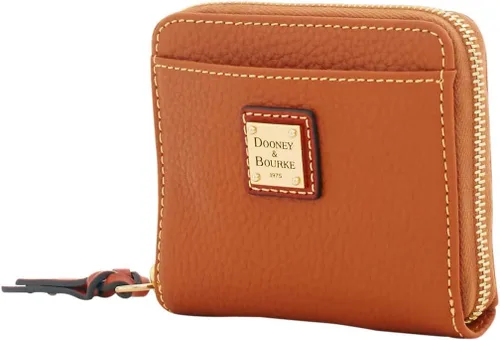 Vista 2 de Dooney & Bourke Billetera, billetera pequeña con cremallera alrededor de grano de guijarros, Caramelo, Cartera con cremallera