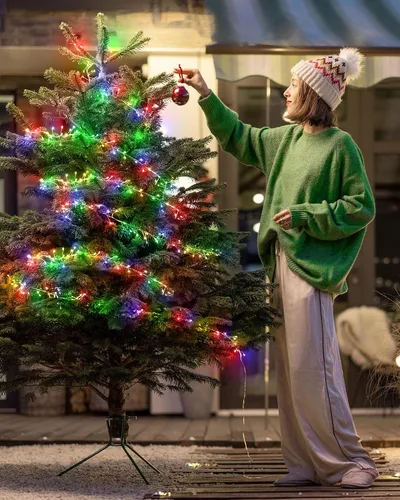 Vista 2 de Luces de Hadas a Batería, 10 Pies 120 LEDs Luces de Cadena Tipo Petardo Impermeables Cable Plateado Luces Estrelladas de Luciérnaga para Bricolaje