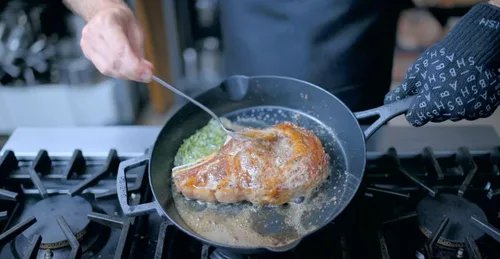 Vista 5 de Babish Sartén presazonada de hierro fundido, 12 pulgadas