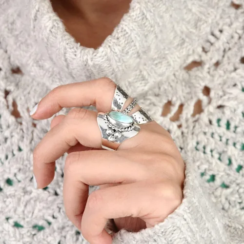 Vista 5 de Boho-Magic Anillo de plata de ley con larimar para mujer, joyería bohemia con piedras preciosas ovaladas