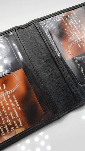 Vista 4 de AG Wallets Soporte de licencia plegable de cuero para 2 identificaciones, Negro -, Tarjetero e identificación