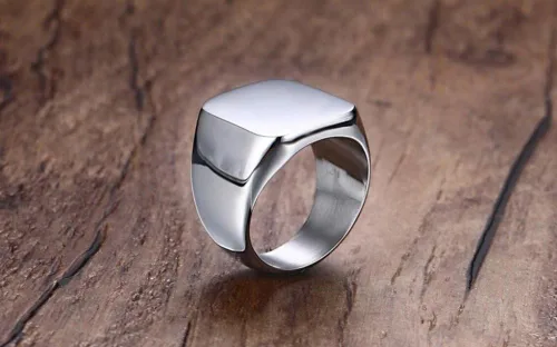 Vista 3 de Anillo de motero enhong, sello, anillo de acero pulido sólido, para hombre, ideal como regalo, tamaño de 17-38cm, color oro, negro o plata