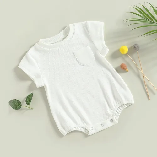 Vista 9 de KMBANGI Mameluco de manga corta con cuello redondo de punto acanalado de color sólido para bebé, niña y niño, traje de verano de una pieza