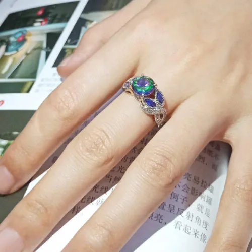 Vista 4 de Awmnjtmgpw - Anillo de compromiso de plata de ley 925 con topacio arcoíris para mujer, anillo de diamantes de corte princesa, anillo de diamantes