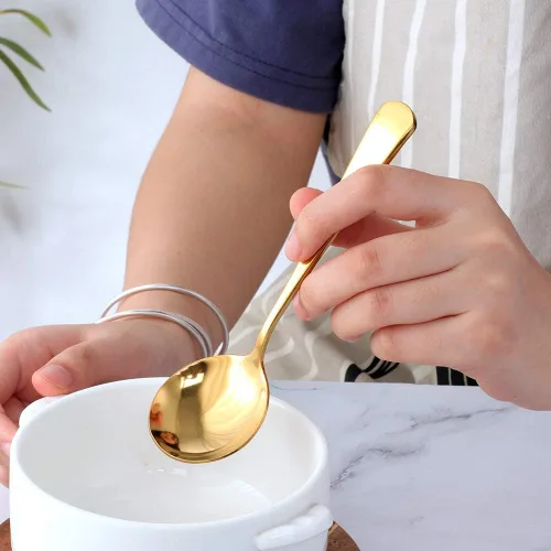 Vista 2 de MINGYU Juego de 4 cucharas de sopa redondas pesadas – Cuchara de caldo de acero inoxidable Muticolor, cucharas para servir la cena, cucharada