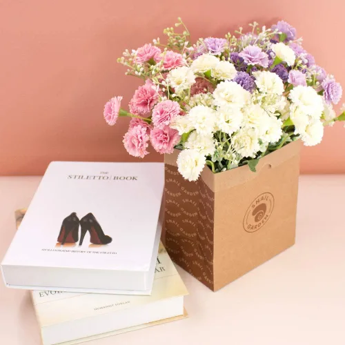 Vista 3 de SNAIL GARDEN 60Heads - Mini flores artificiales de clavel con bolsa de papel de estraza, 3 piezas de flores silvestres de caléndula de crisantemo