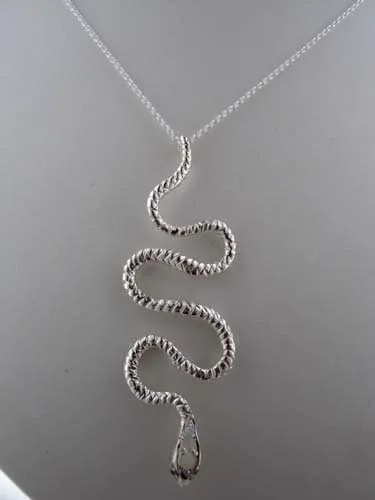 Vista 5 de Ladies Solid 925 Sterling Silver Natural Opal & Sapphire Detailed Snake Pendant Necklace
