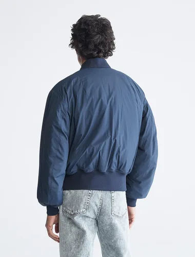Vista 2 de Calvin Klein Chaqueta bomber con cremallera y logotipo mate para hombre