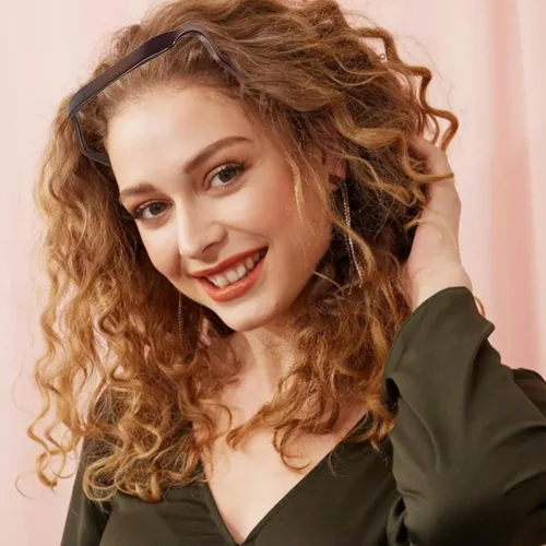 Vista 2 de Dazzhues 2 diademas con forma de lentes de sol para cabello rizado, diadema cuadrada para mujer, aro invisible para el cabello, diademas de moda