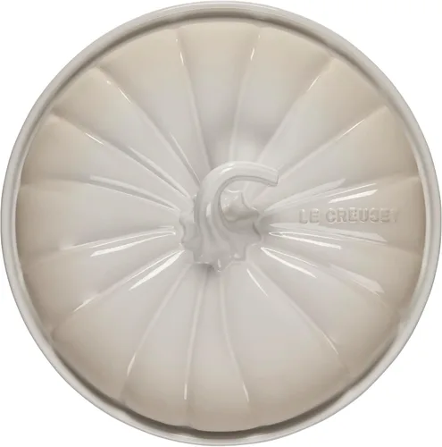 Vista 4 de Le Creuset Gres Figural Calabaza Panadero con Tapa, 9", Merengue