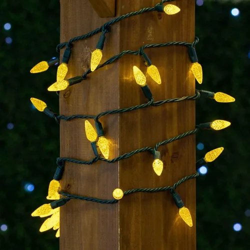 Vista 7 de Novelty Lights - Mini juego de 70 luces C6 LED de Navidad, serie de luces de grado comercial para exteriores, cable verde, 24 pies