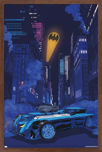 Vista 10 de Trends International DC Comics Batman - Póster de pared con señal de murciélago en el horizonte, 22.4 pulgadas de largo x 14.7 W, versión enmarcada