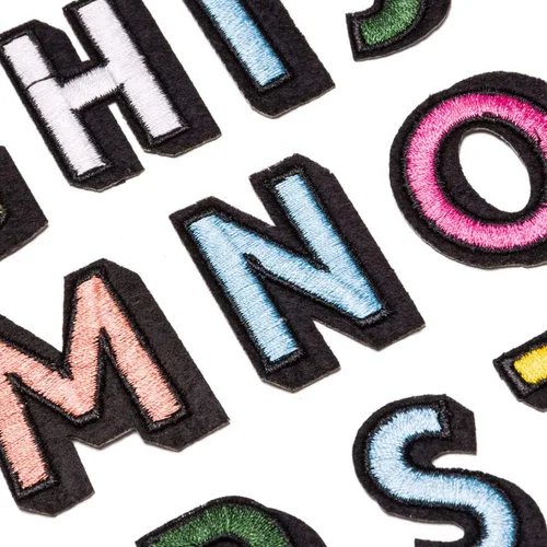 Vista 6 de U-Sky Parches bordados para coser o planchar Letras coloridas completas del alfabeto A-Z Personalización para bricolaje Ropa para niños