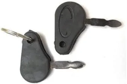 Vista 2 de LLAVE DE ENCENDIDO DEL TRACTOR MAHINDRA 005555207R1 CON Logotipo OEM