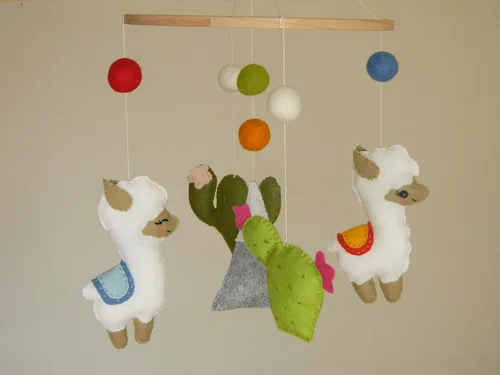Vista 3 de Llama Cactus bebé móvil Alpaca vivero móvil Cactus Móvil Llama decoración de vivero Fieltro móvil bébé niño bebé móvil bebé bebé regalo ducha