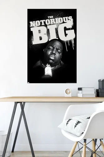 Vista 4 de Trends International The Notorious B.I.G. - Póster de pared de cadena, 22.375 x 34 pulgadas, versión premium sin marco