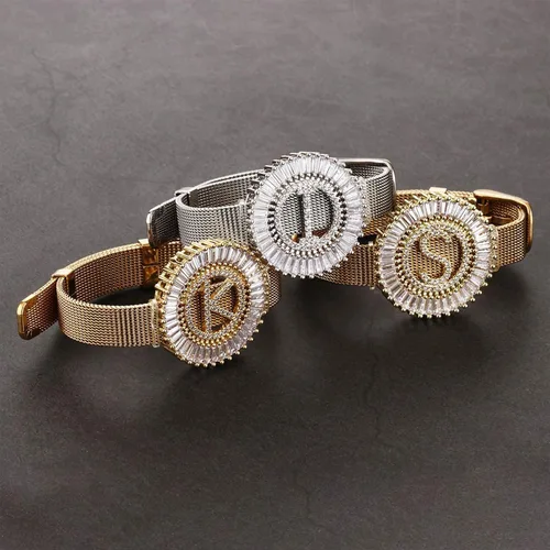 Vista 4 de Pulsera de acero inoxidable para mujer, con 26 letras del alfabeto, pulsera con hebilla de cinturón