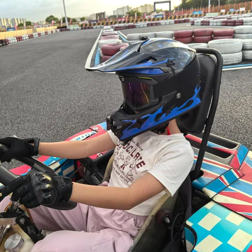 Vista 5 de Casco de Bicicleta de Tierra para Jóvenes Niños para Niños y Niñas, F001 Casco de Motocicleta de Cara Completa para Todoterreno ATV Conducción