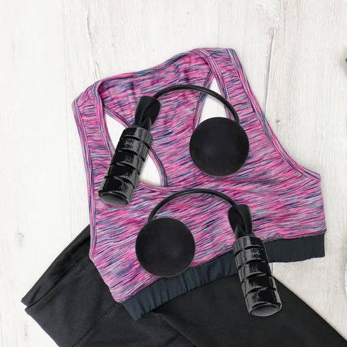 Vista 3 de SOLUSTRE Cuerda de saltar de fitness con rodamientos duales, cuerda de salto inalámbrica de PVC con peso para resistencia a quemar calorías, mango