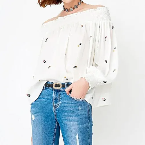 Vista 155 de Cinturón de cuero clásico con hebilla de metal para mujer con vestido de jeans