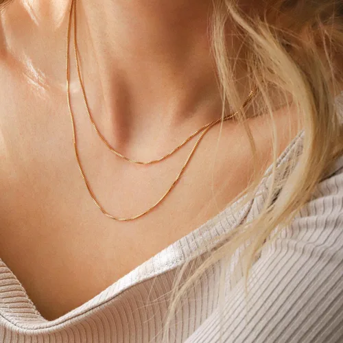 Vista 3 de CHESKY Collares de varias capas para mujer, collar de cadena chapado en oro de 14 quilates con eslabones cubanos, clip de papel, cierre de palanca