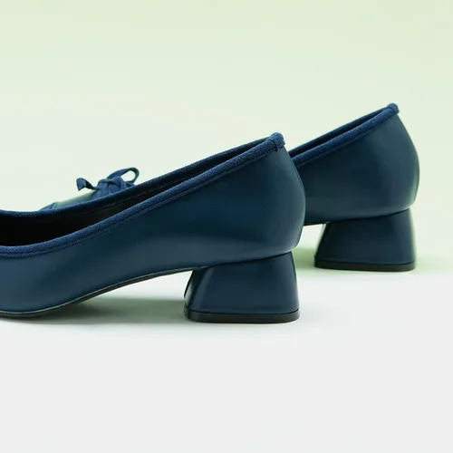 Vista 3 de C.Paravano Zapatos de tacón bajo con punta cuadrada para mujer Tacones gruesos con punta cerrada Zapatos de tacón bajo de cuero Zapatos de vestir