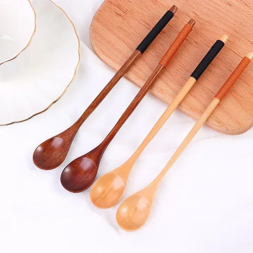 Vista 3 de Cucharas de madera 4PCS Cucharas de madera estilo chino Durable Cuchara de mango largo Cuchara de madera de arroz Sopa de postre Cuchara de postre