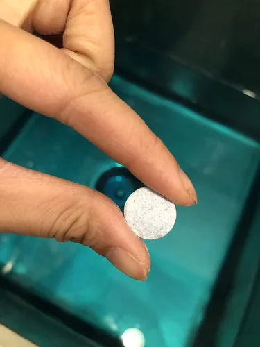 Vista 4 de FryOilSaver - 1 botella de tabletas desinfectantes de esteramina con 15 tiras de prueba QT-10, tabletas desinfectantes de esteramina multiusos