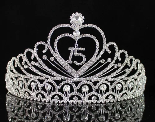 Vista 4 de Quinceañera Sweet 15 Quinceañera Fiesta de 15 Cumpleaños coronas de quinceañeras Corona de tiara de diamantes de imitación austríacos blanco claro