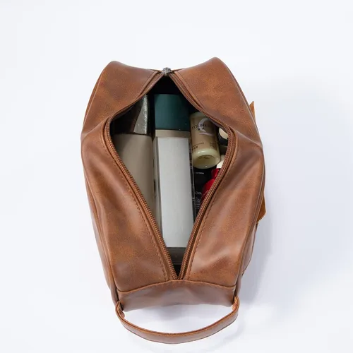 Vista 4 de Glamativity Neceser de cuero personalizado para hombres y mujeres, kit de piel vintage, regalo de cumpleaños y padrinos de boda, bolsa de viaje