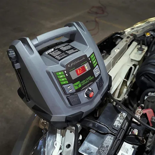 Vista 4 de Schumacher Electric Farm & Ranch - Arrancador de batería de coche de 1200A y estación de energía portátil, solución 5 en 1 para baterías de 12V