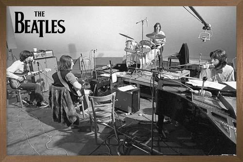 Vista 14 de The Beatles - Póster de pared de Let It Be Studio, 22.4 pulgadas de largo x 14.7 pulgadas de ancho, versión enmarcada de madera de granero