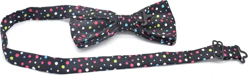 Vista 23 de Pajaritas preatadas hechas a mano para hombre con diseño elegante M126