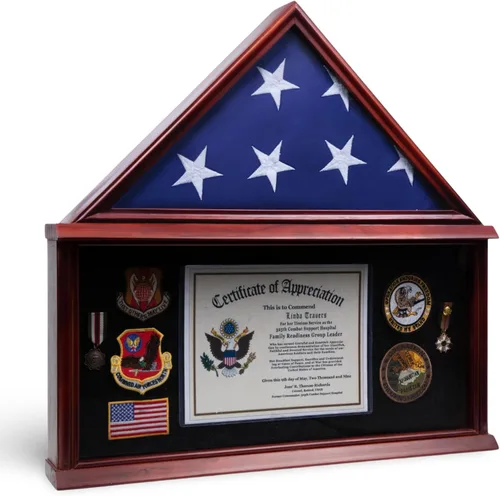 Vista 6 de DECOMIL - Caja grande de sombra militar, marco conmemorativo de entierro funerario para bandera de 5 x 9, madera maciza (caoba) (fuerza aérea)