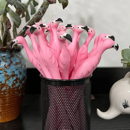 Vista 3 de 20 bolígrafos de gel de flamenco rosa, regalo único para mujeres, compañeros de trabajo y anfitrionas, bolígrafos de escritura elegantes