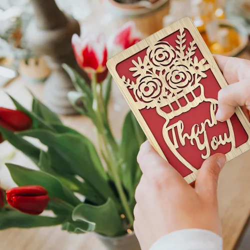 Vista 4 de Tarjetas de agradecimiento de madera con sobres, florero en blanco, tarjeta de regalo de Acción de Gracias para profesor, jefe, amigos, familia