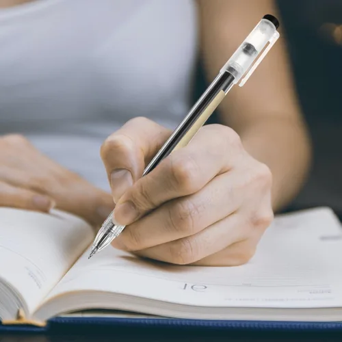 Vista 6 de NUOBESTY 12 bolígrafos de tinta de gel negra, punta de aguja fina, escritura suave para escuela y oficina, agarre cómodo, diseño ergonómico