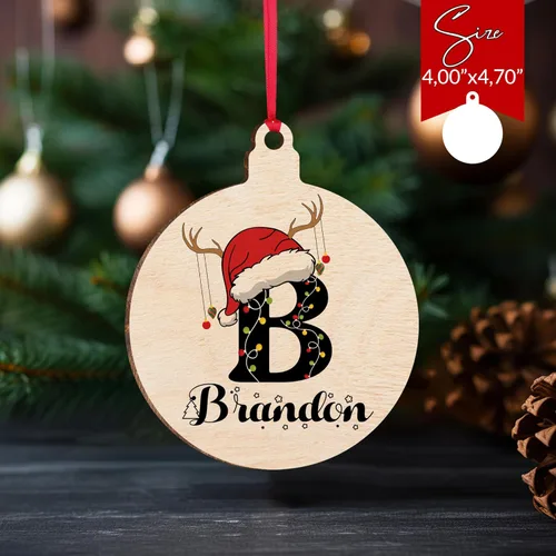 Vista 3 de Adorno de Navidad personalizado con inicial de sombrero de Papá Noel, decoración de árbol de Navidad con nombre de familia, calcetín con monograma
