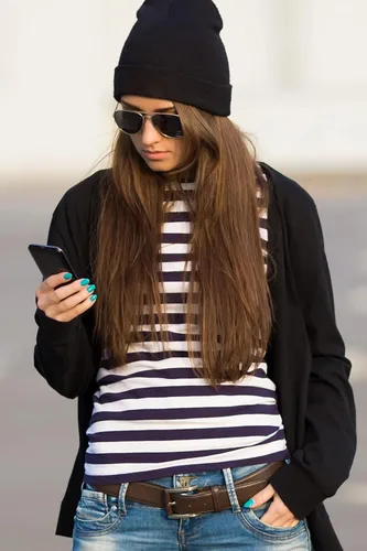 Vista 2 de KBETHOS Made in USA - Gorro de punto acrílico doblado con puños para hombre y mujer, color liso, unisex, frío 1. Gorro largo sólido negro