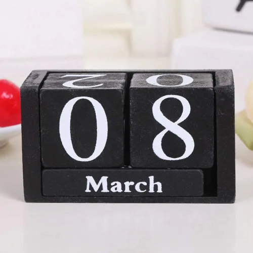 Vista 5 de Calendario de madera vintage, calendario perpetuo de escritorio de bloques elegantes, concepto de tiempo, cubos de madera rústicos, calendario, mes