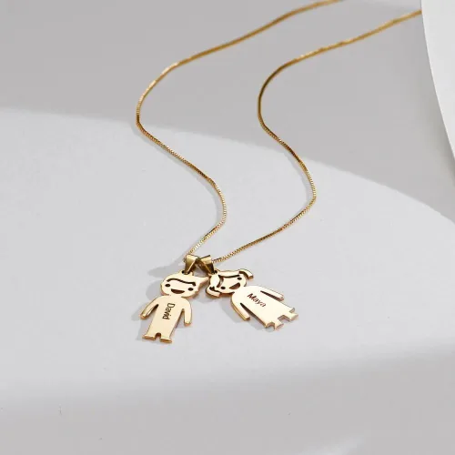 Vista 3 de Collar con colgante de amuleto grabado hecho a mano para niño o niña - Amuletos personalizados hechos a medida para niños - Regalo de joyería