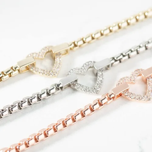 Vista 5 de Lauren's Hope Pulseras de alerta médica con corazón de cristal de oro rosa para mujer, pulsera de identificación médica grabada, pulsera de cadena