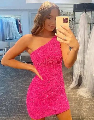 Vista 3 de Wchecalino Vestidos de regreso a casa de un hombro ajustado con lentejuelas brillantes corto, ajustado, mini vestido de fiesta de cóctel