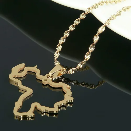 Vista 3 de Collar con colgante de mapa de Venezuela de acero inoxidable y joyería venezolana
