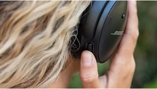 Vista 8 de Bose QuietComfort 45 - Auriculares inalámbricos con cancelación de ruido con Bluetooth, color negro triple